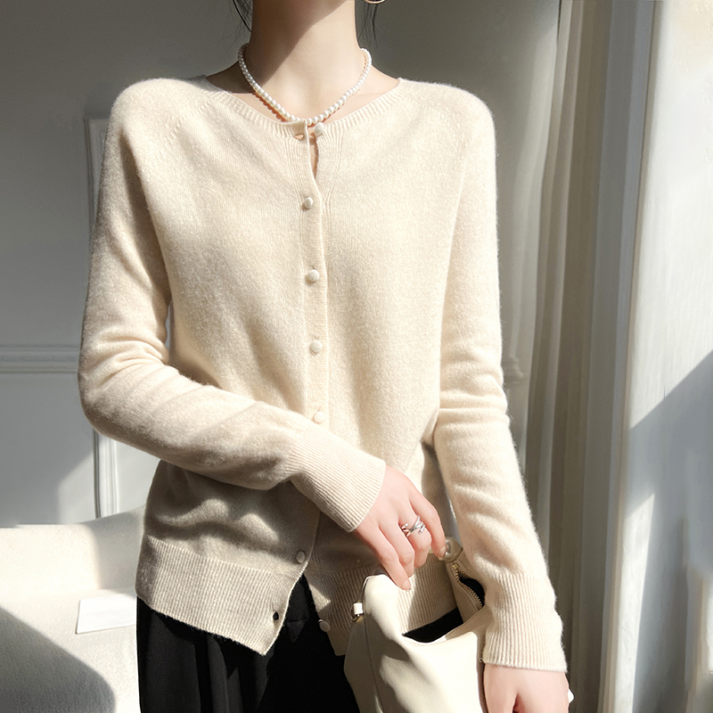 WinvyNee, новинка 2024 года, т – обзор и цена Winter Clothing Trends